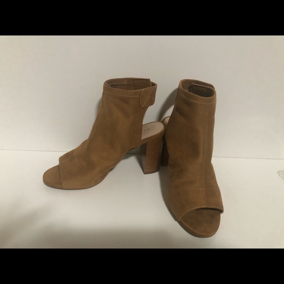 Aldo Peep Toe Ankle Strap - 8.5M - Picture 3 of 4